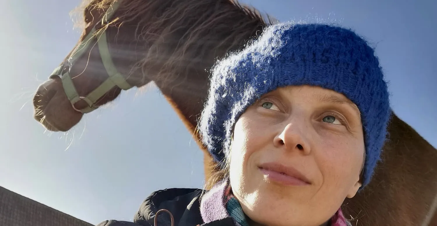 connection between horse and human-get in contact with Horsefulness Training